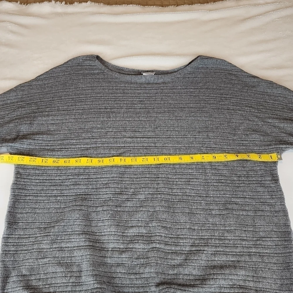 Chico's grey sweater size 3 / XL soft cozy 2 % cashmere